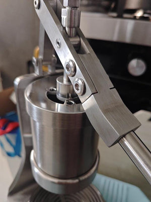 Aleman Sniper rankinė espresso kavos aparatas | Precision Tower iš nerūdijančio plieno